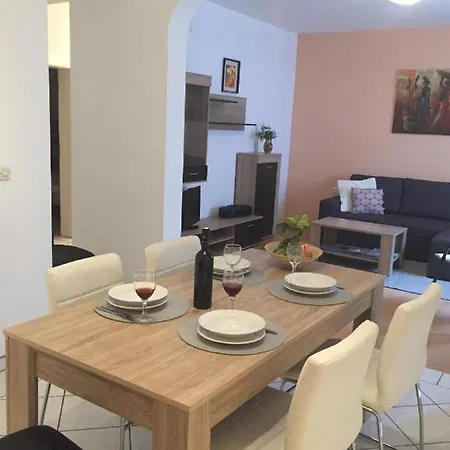 Appartement Ivva Podaca